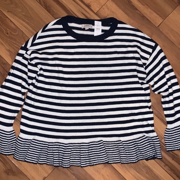 LOFT Sweater - Picture 2 of 4